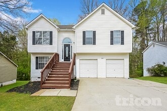 Building Photo - 7029 New Dale Rd