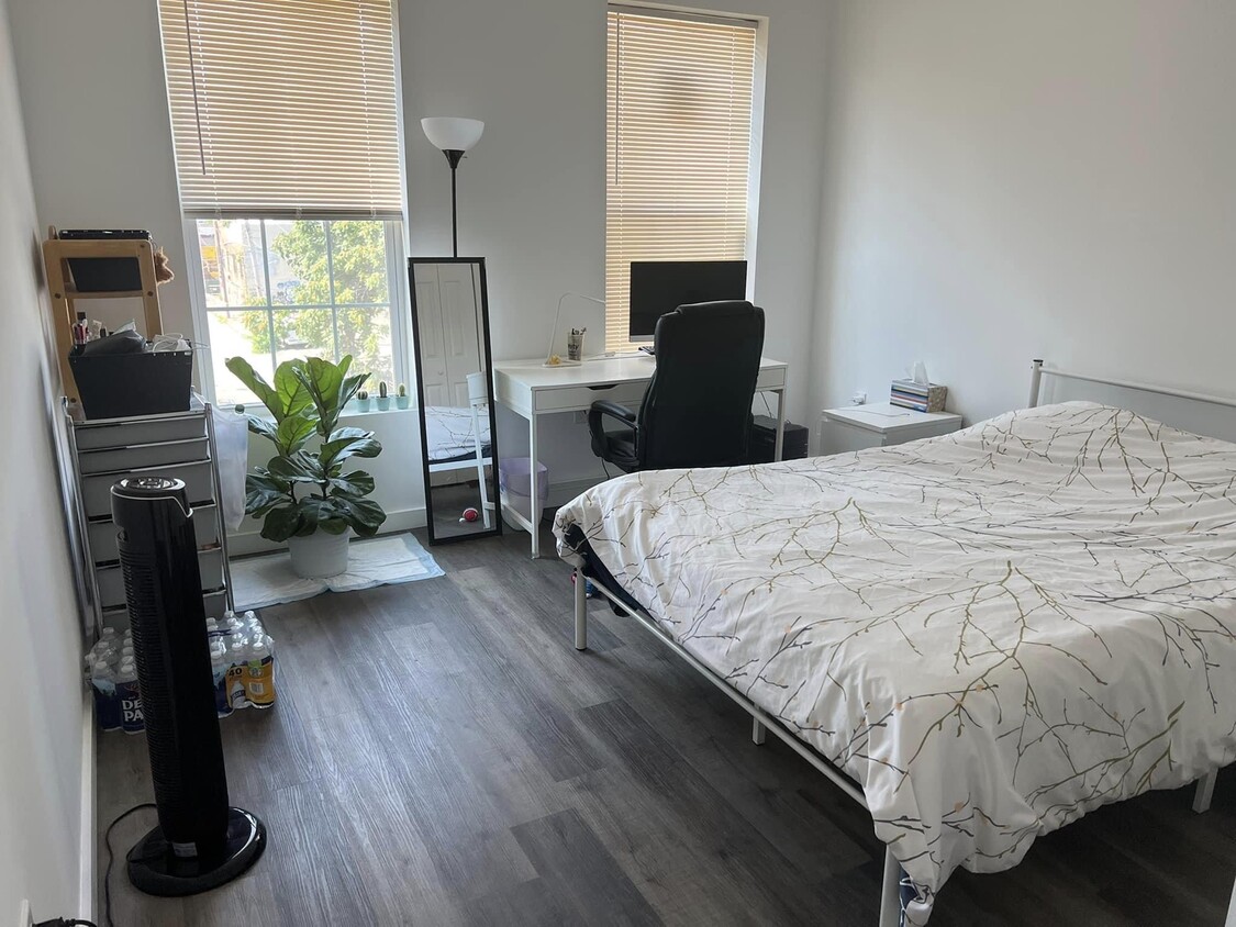 Foto principal - 108 W 26th St