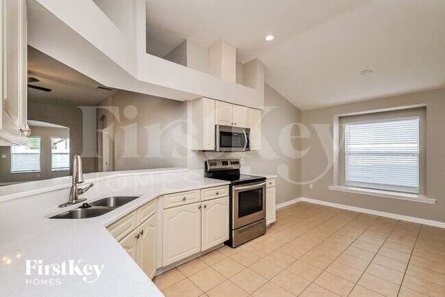 Building Photo - 1641 Bonita Bluff Court