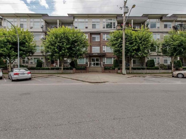 Building Photo - 46150 Bole Ave