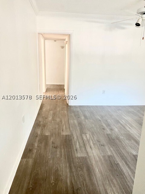 Foto del edificio - 517 Menendez Ave