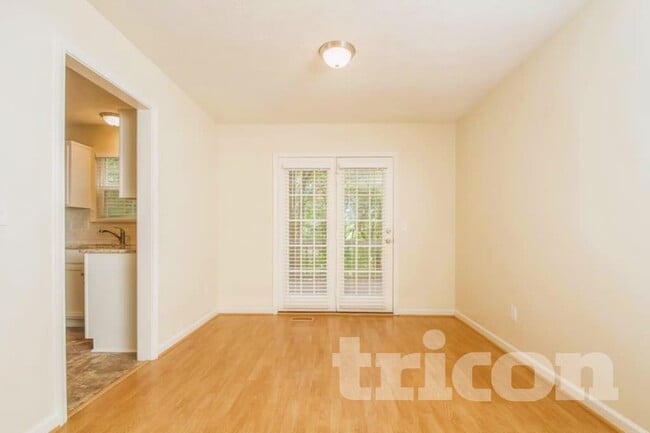 Foto del edificio - 3212 W Yorkshire Ct