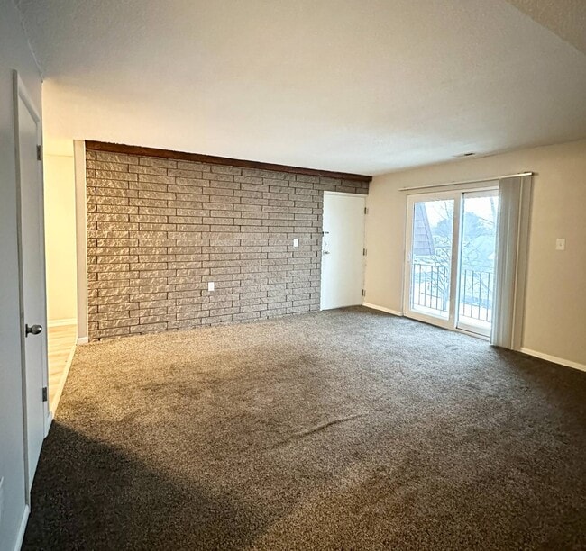 Building Photo - 1552 Helderberg Ave