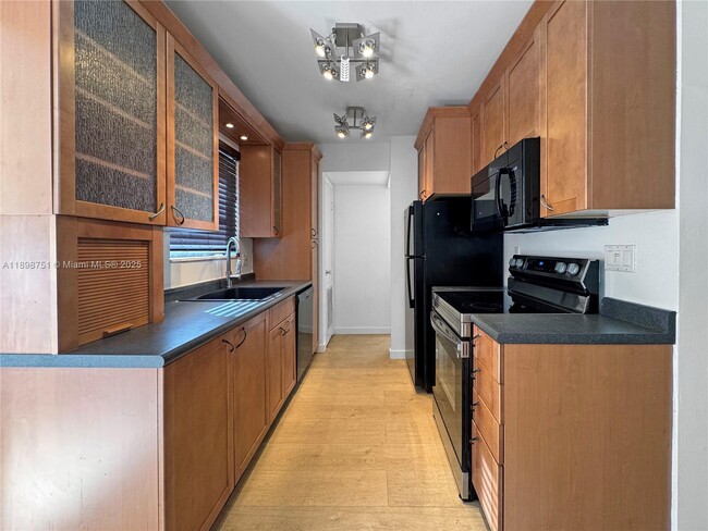 Foto del edificio - 2236 Jackson St