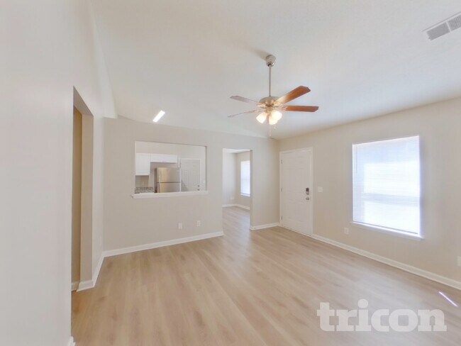 Building Photo - 217 Westport Dr