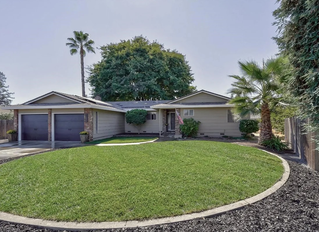 Foto principal - 1689 Jeffrey Dr