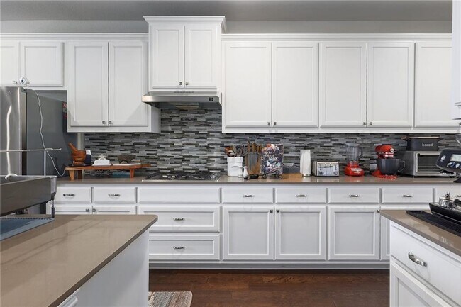 Building Photo - 12613 Twisted Root Dr