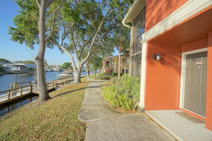 Primary Photo - 5618 Baywater Dr