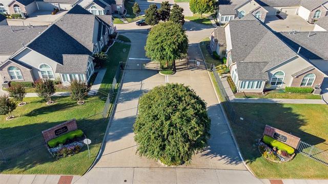 Building Photo - 2601 Marsh Ln