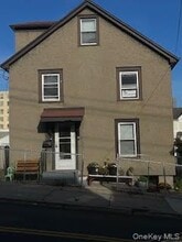 Building Photo - 89 2nd St