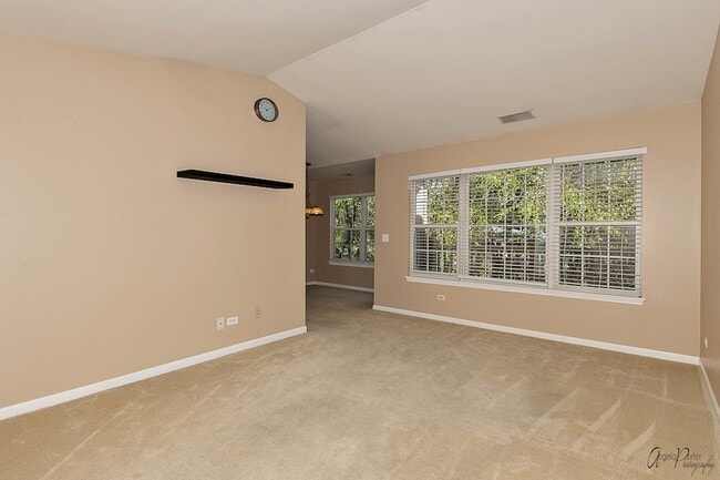 Building Photo - 1187 N Red Oak Cir