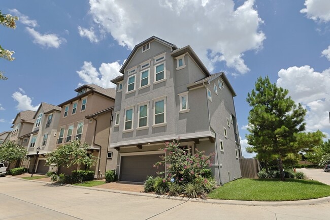 Building Photo - 4004 Centre Meadow Way