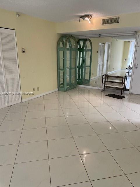 Foto del edificio - 290 174th St St