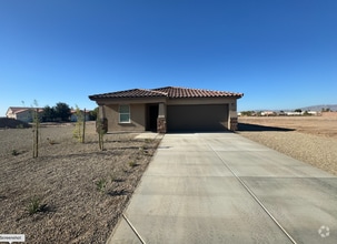 Building Photo - 1820 Emily Dr