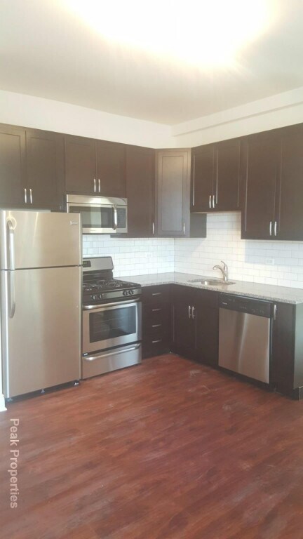Foto del edificio - 3801 N Bernard St
