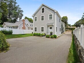 Building Photo - 74 Forest St