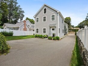 Building Photo - 74 Forest St