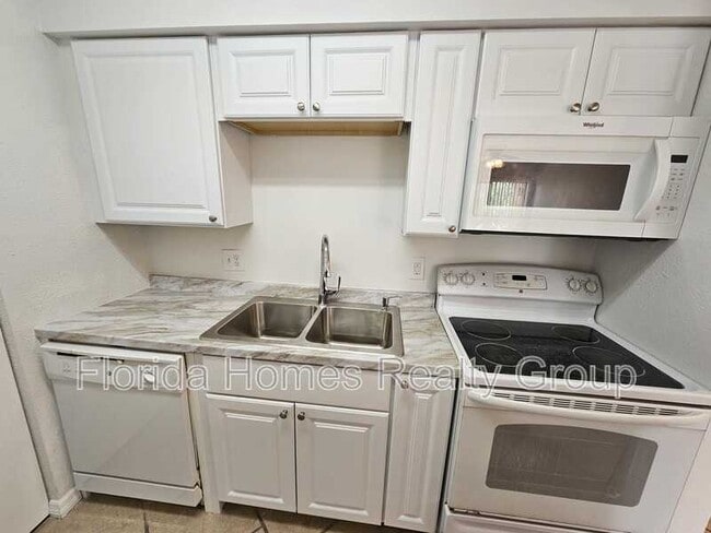 Foto del edificio - 2855 Winkler Ave