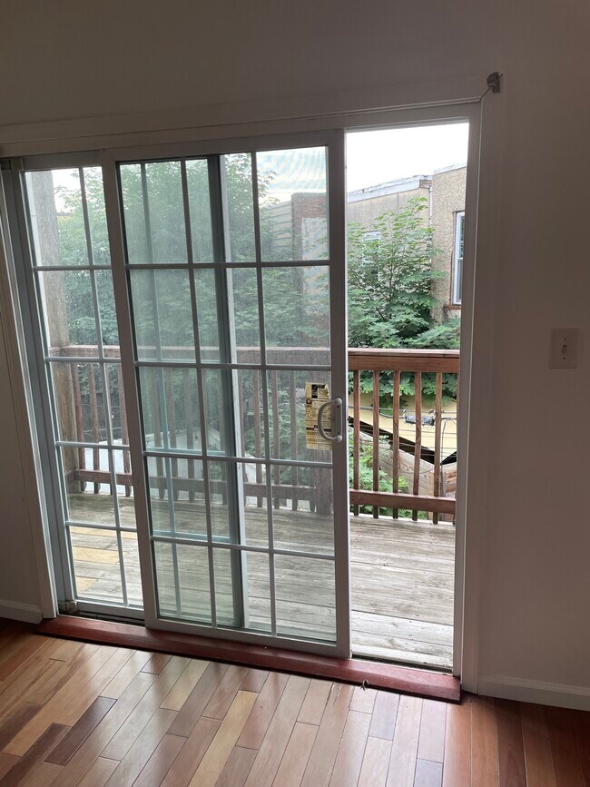 Foto del edificio - 2541 Grays Ferry Ave
