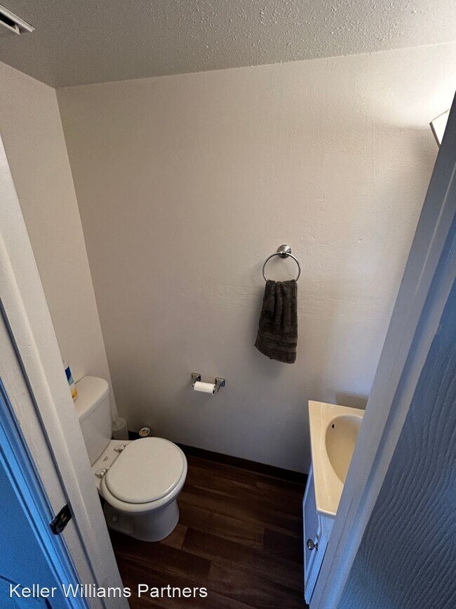 Foto del edificio - 3 br, 2 bath House - 3464 Monica Dr W
