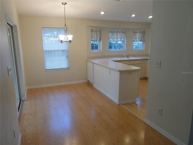 Foto del edificio - 1221 NW 35th Ave