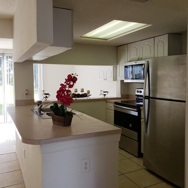 Foto del edificio - 720 Caribbean Dr