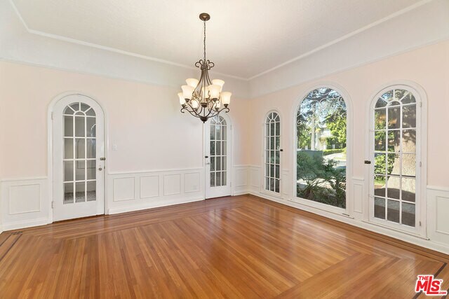 Foto del edificio - 609 N Bedford Dr