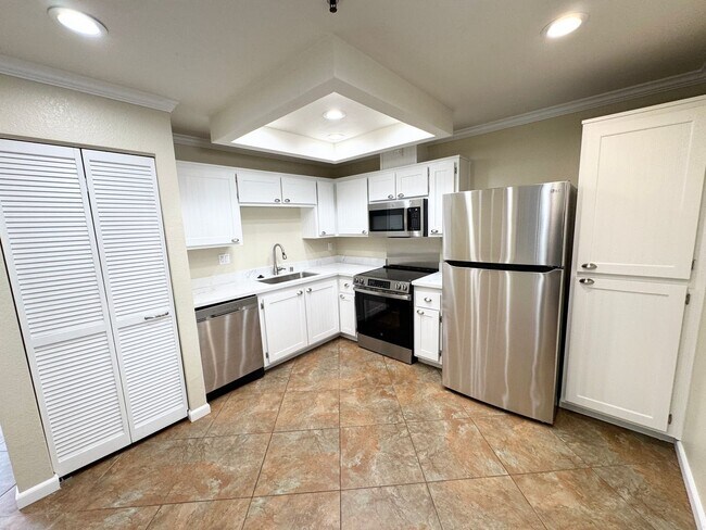 Foto del edificio - Perfect Shape Livermore Condo with many up...