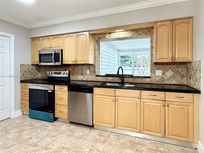 Foto del edificio - 216 SE 5th St