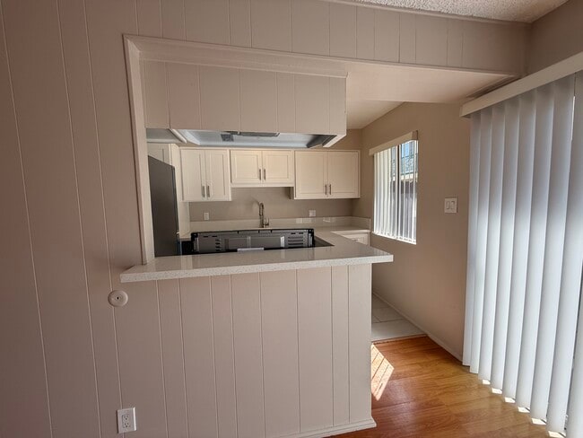 Building Photo - 1026 Grover Ave