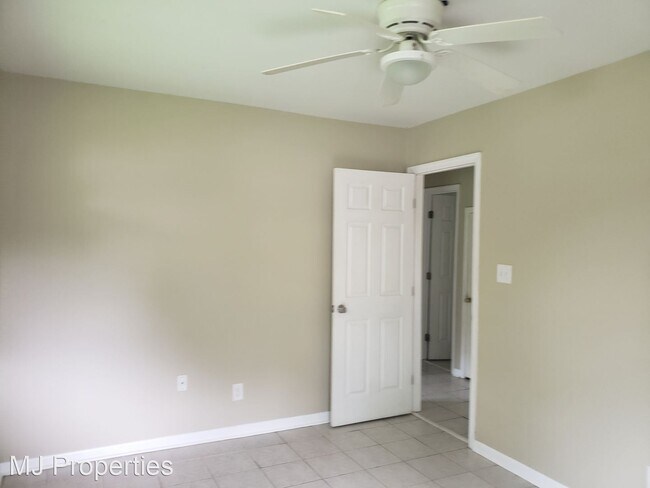 Building Photo - 3 br, 1 bath House - 3529 Flamingo Rd