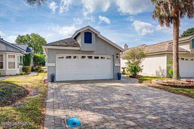 Building Photo - 821 Tournament Rd