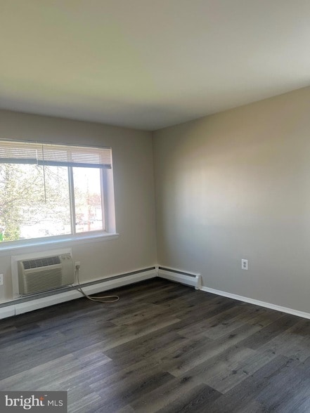 Photo - 2330 Glendale Terrace Apartment