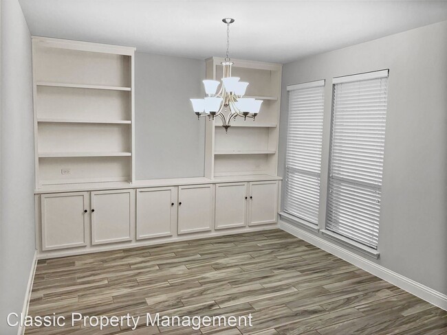 Building Photo - 4 br, 3.5 bath House - 413 Rush Creek Dr