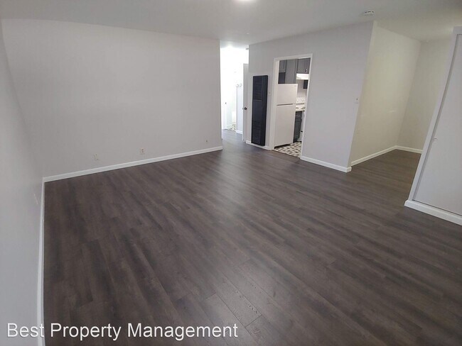Building Photo - 1 br, 1 bath House - 4290 Laurel St #1
