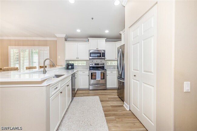 Building Photo - 975 Tarpon Cove Dr