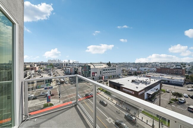 Foto del edificio - Somi