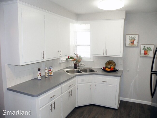 Building Photo - 3 br, 1 bath House - 13200 Orme Road