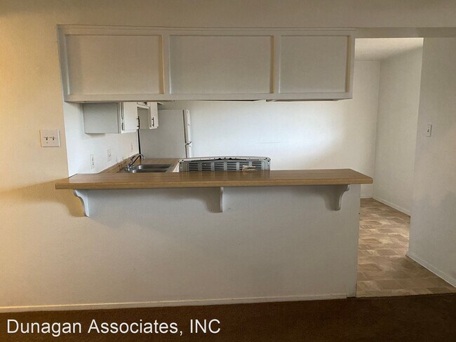 Building Photo - 2 br, 1 bath House - 1113 W. McKay St unit C