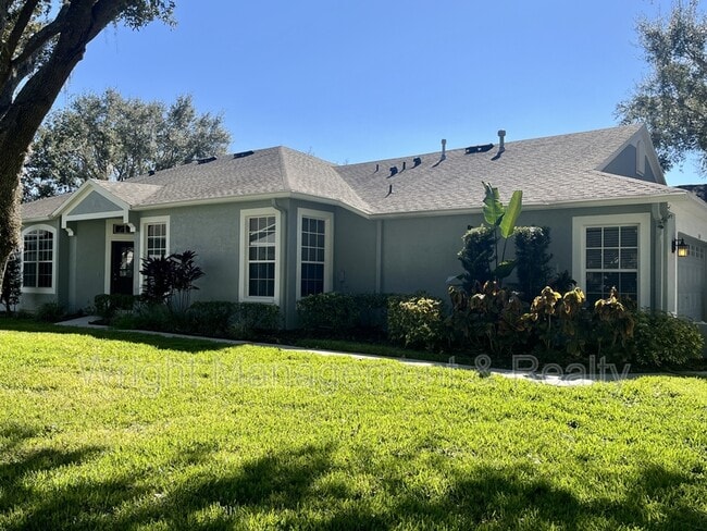 Building Photo - 6040 Sandhill Ridge Dr