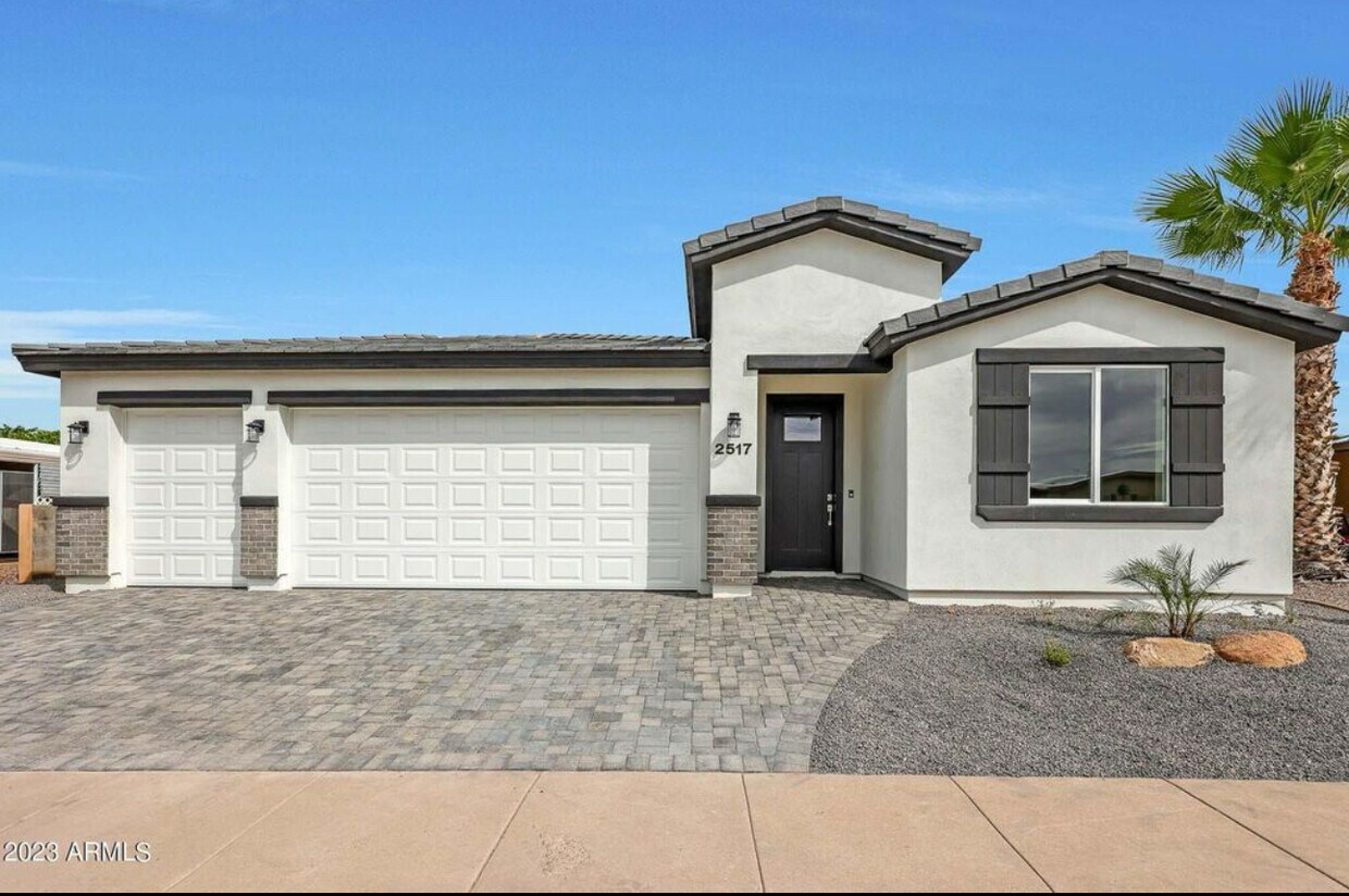 Foto principal - 2517 N 56th St