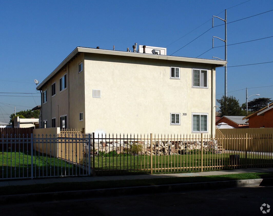 Foto del edificio - 305 W Magnolia Ave
