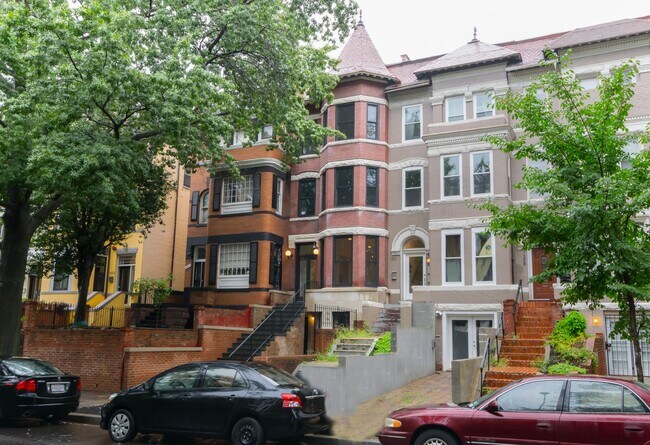 Photo - 1315 Euclid St NW Apartment