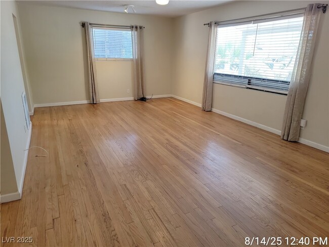 Building Photo - 1312 Darmak Dr