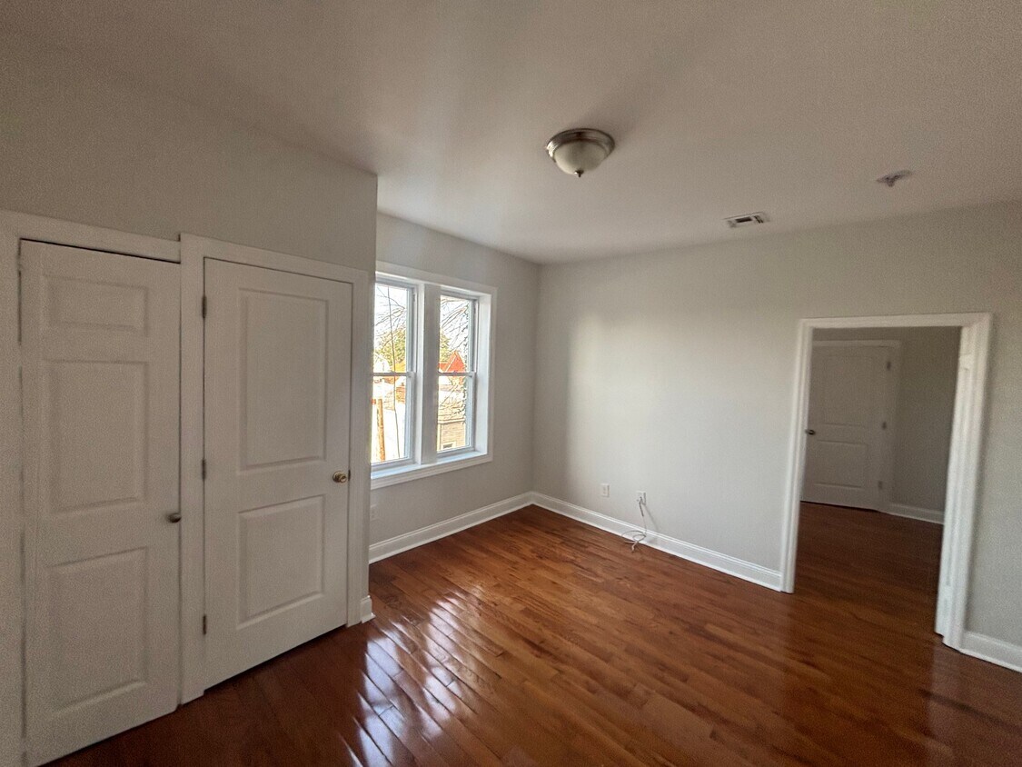 Foto del edificio - 162 Bergen Ave