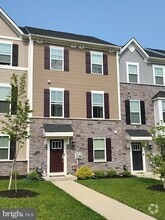 Building Photo - 430 Paperbark Sq