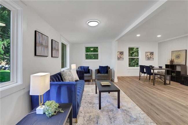 Foto del edificio - 2466 Old Hapeville Rd SW