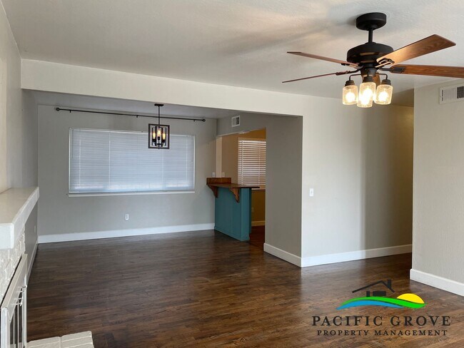 Foto del edificio - Updated Three Bedroom