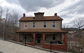 Building Photo - 1599 Fallowfield Ave