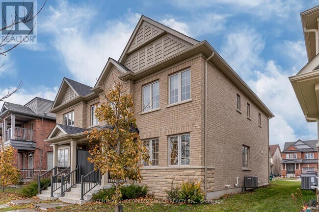 Photo du bâtiment - 166 Britannia Ave W